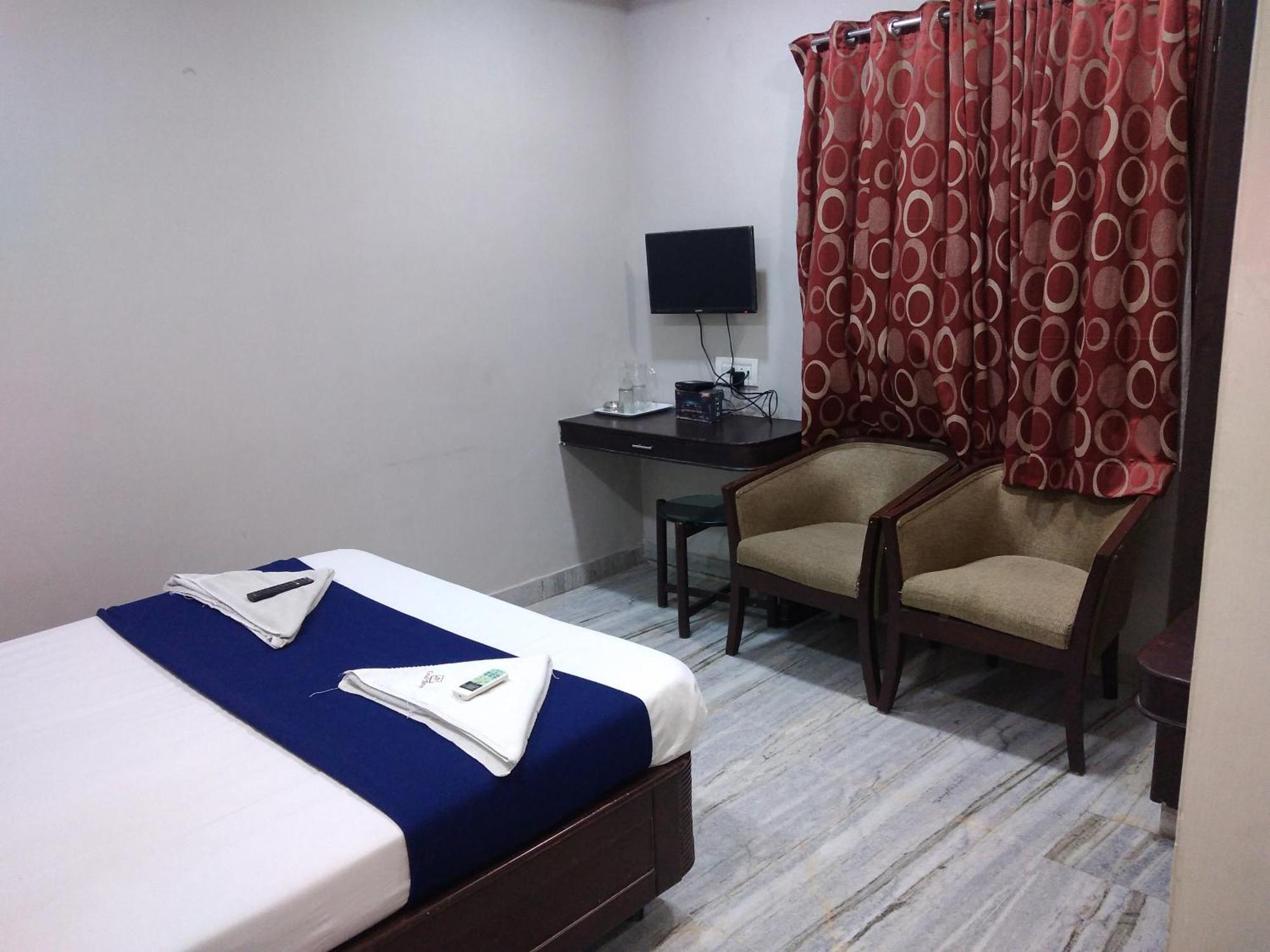 Grand Tower Chennai Ξενοδοχείο Δωμάτιο φωτογραφία