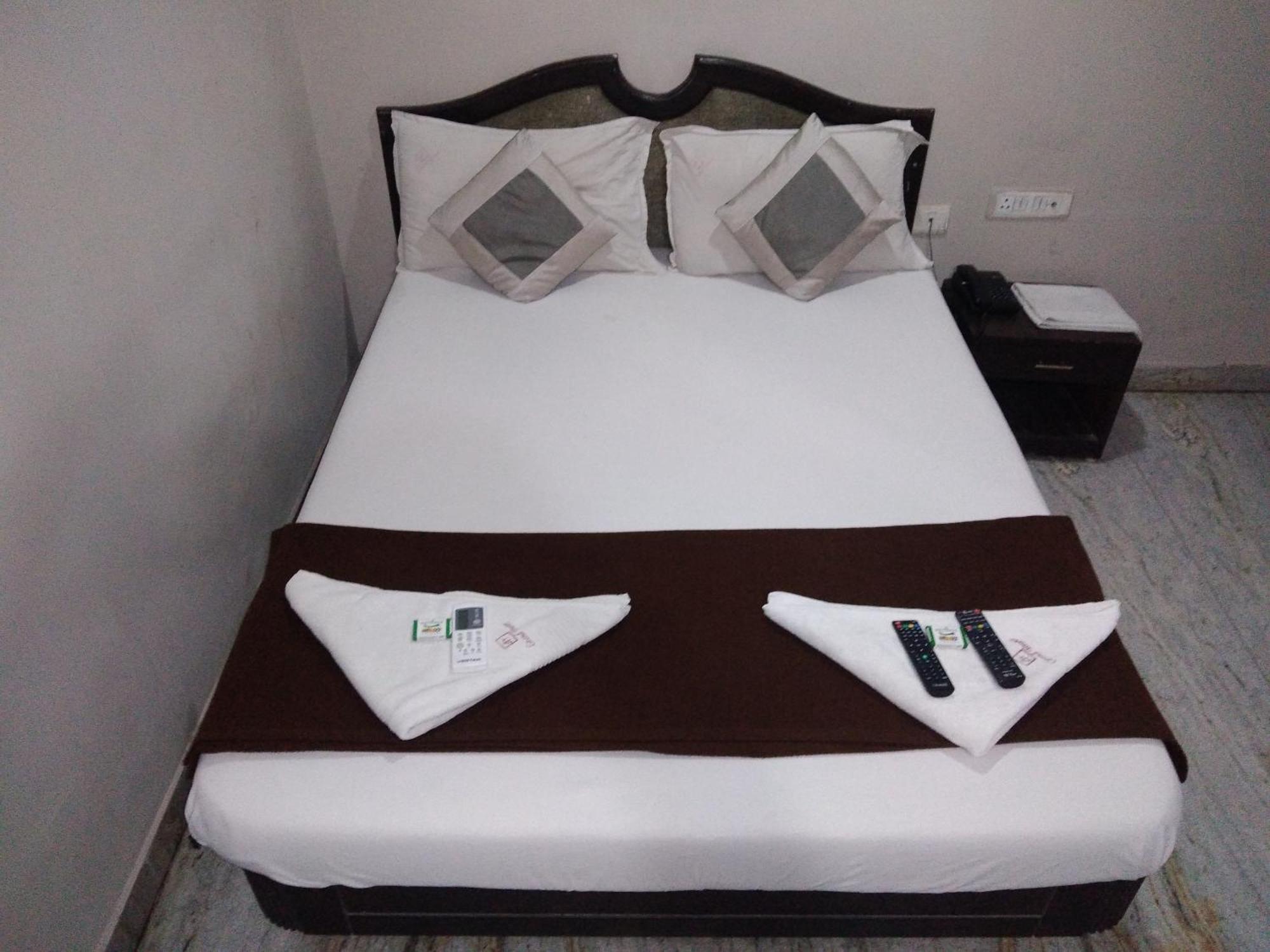Grand Tower Chennai Ξενοδοχείο Δωμάτιο φωτογραφία